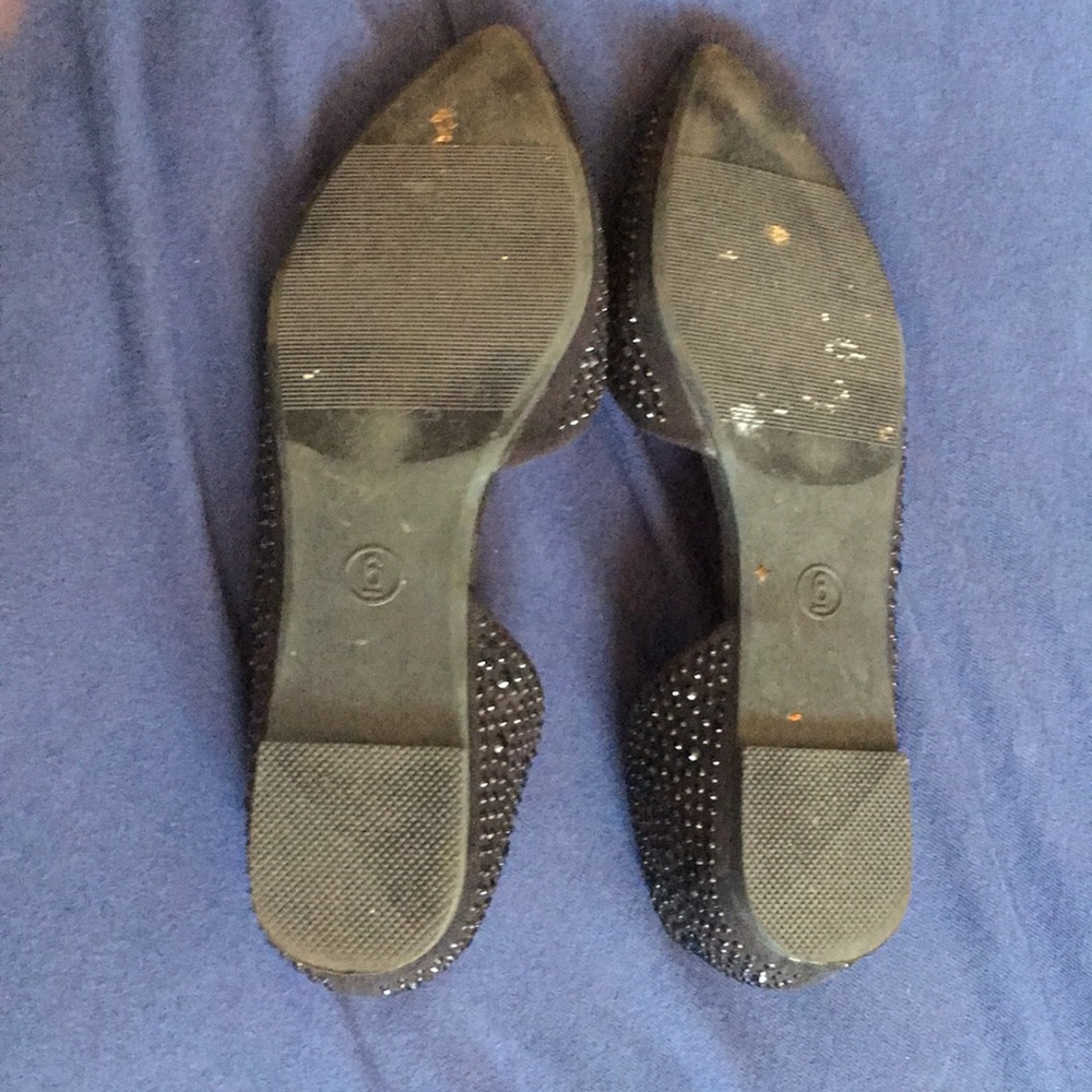 Shoes - Picture 4 of 4